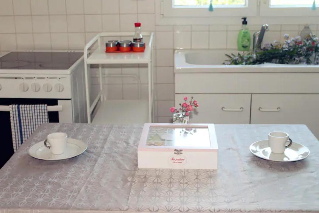 Maison calme et idéalement placée caen/st contest Cambes-en-Plaine Extérieur photo